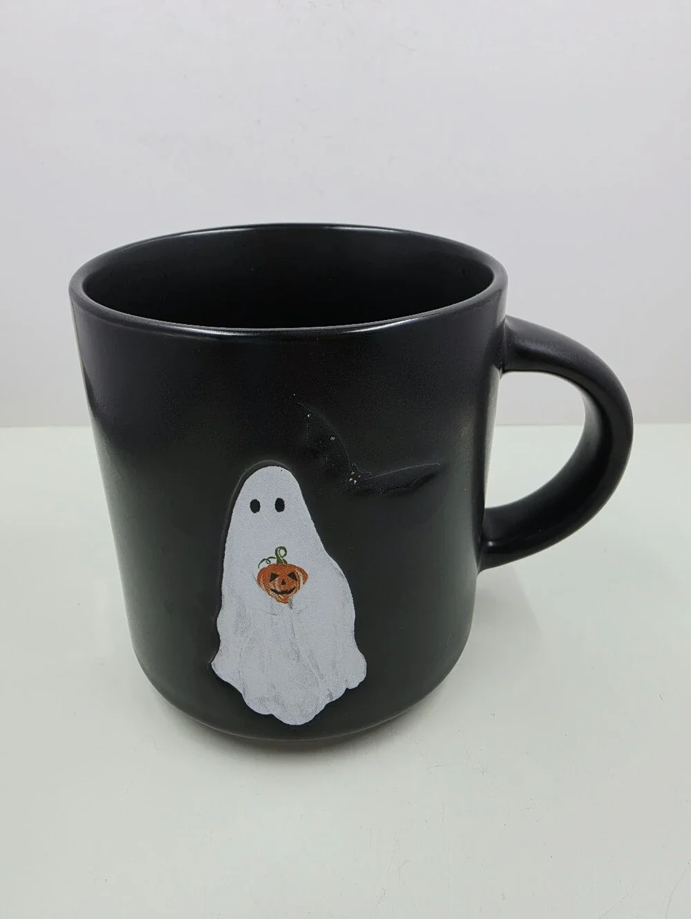 Pottery Barn Scary Squad Ghost Mugs Set Of 4 Halloween Ceramic Drinkware